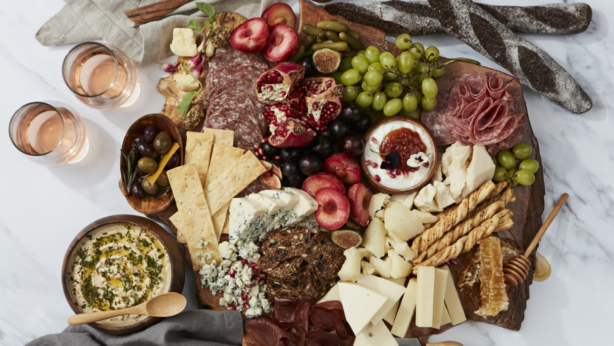 Cocktail Station, Cheese and Charcuterie
